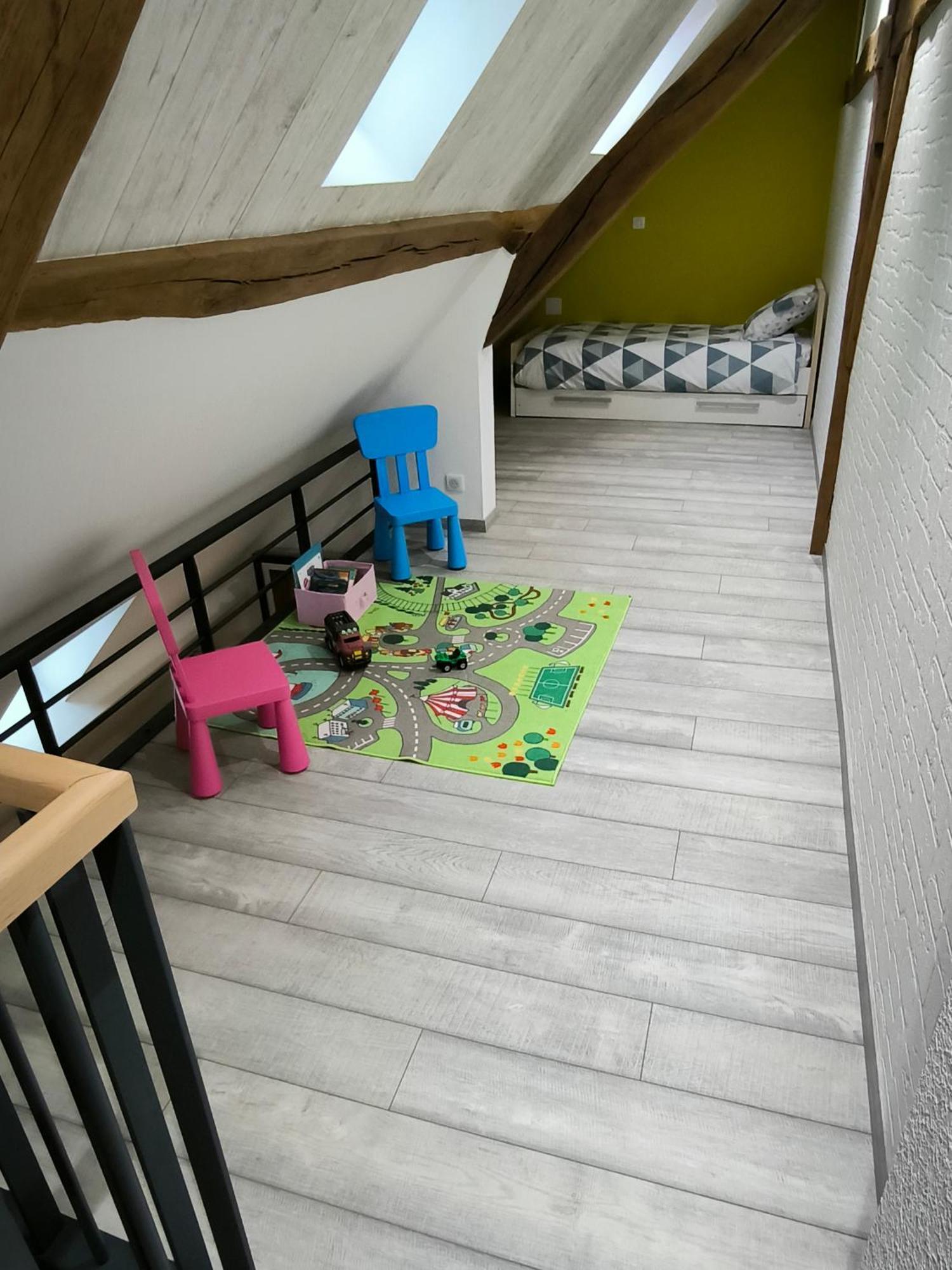 Apartment 6-8 Personnes, Gite, Climatise, Classe 3 Etoiles, Proche Du Zoo De Beauval Et Des Chateaux De La Loire Selles-sur-Cher